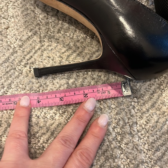 Manolo 39.5 black heels - Picture 8 of 8